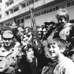 پرتغال، ۲۵ آوریل ۱۹۷۴: شورش نظامی که به انقلاب تبدیل شد – برگردان: کمال فرهمند