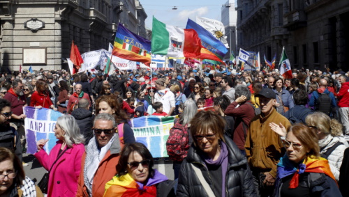 تظاهرات صد هزارنفری در میلان؛ ظهور نیروی سیاسی که می‌تواند دنیا را تغییردهد